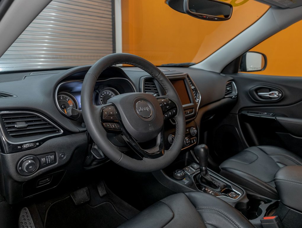 2023 Jeep Cherokee in St-Jérôme, Quebec - 2 - w1024h768px