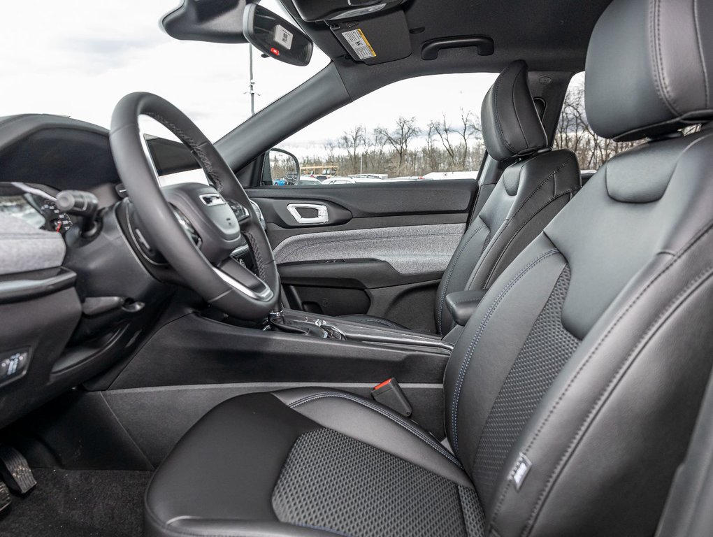 2024 Jeep Compass in St-Jérôme, Quebec - 11 - w1024h768px