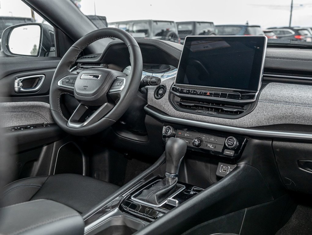 Jeep Compass  2024 à St-Jérôme, Québec - 24 - w1024h768px