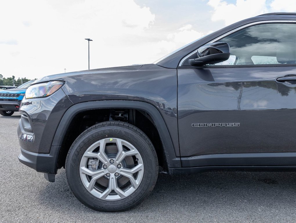 2024 Jeep Compass in St-Jérôme, Quebec - 28 - w1024h768px