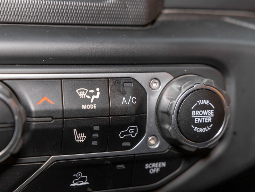 Jeep Gladiator  2022 à St-Jérôme, Québec - 18 - w1024h768px