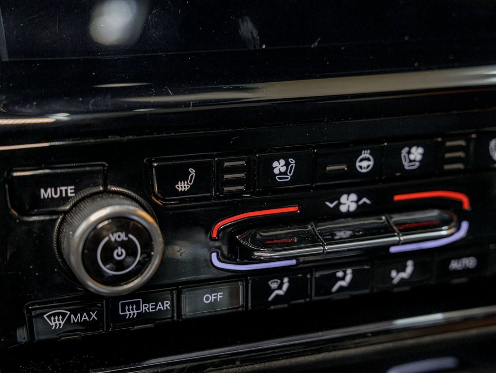 2022 Jeep Grand Cherokee 4xe in St-Jérôme, Quebec - 24 - w1024h768px