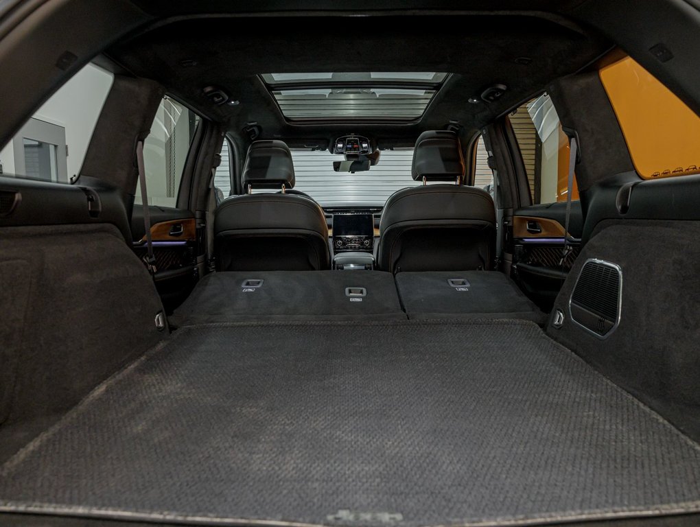 2022 Jeep Grand Cherokee 4xe in St-Jérôme, Quebec - 41 - w1024h768px