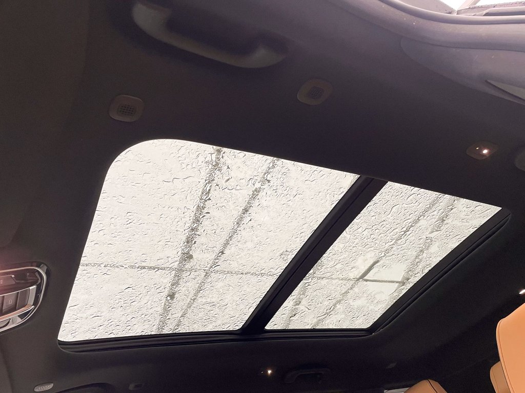 2022 Jeep Grand Cherokee 4xe in St-Jérôme, Quebec - 3 - w1024h768px