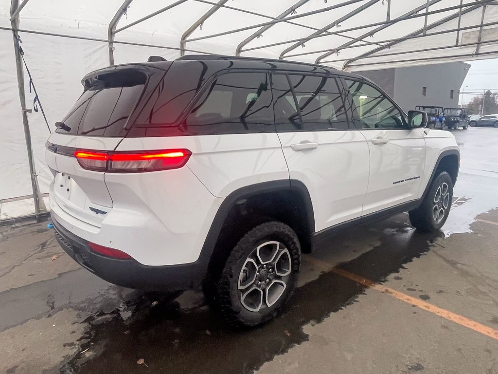 Jeep Grand Cherokee 4xe  2023 à St-Jérôme, Québec - 8 - w1024h768px