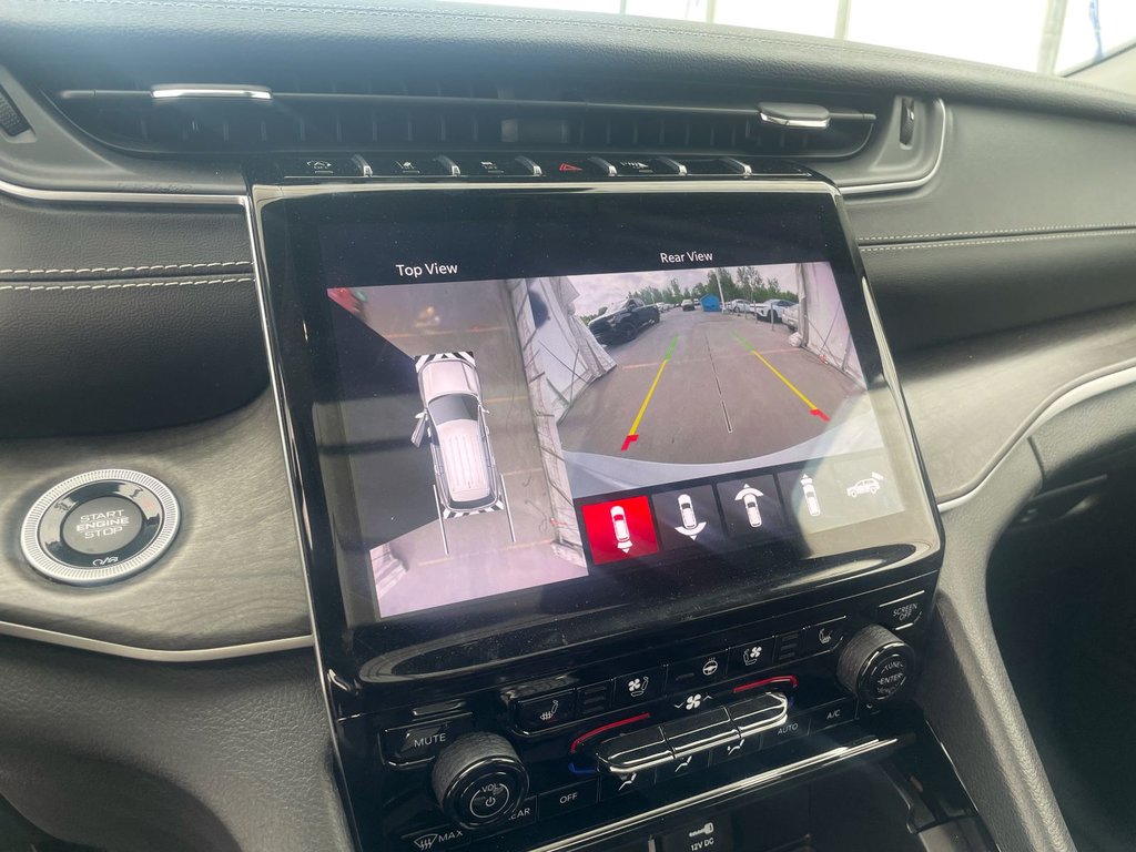 2023 Jeep Grand Cherokee L in St-Jérôme, Quebec - 14 - w1024h768px
