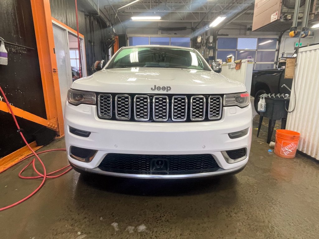 2017 Jeep Grand Cherokee in St-Jérôme, Quebec - 6 - w1024h768px