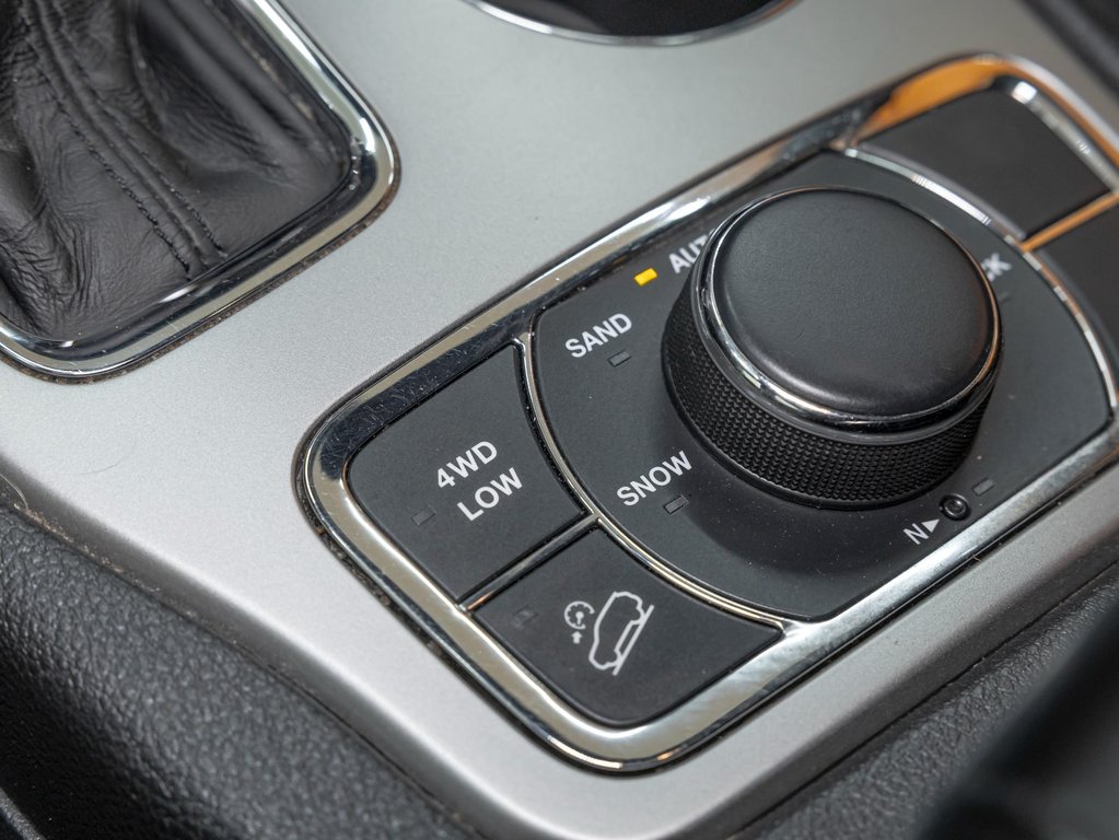 Jeep Grand Cherokee  2018 à St-Jérôme, Québec - 23 - w1024h768px