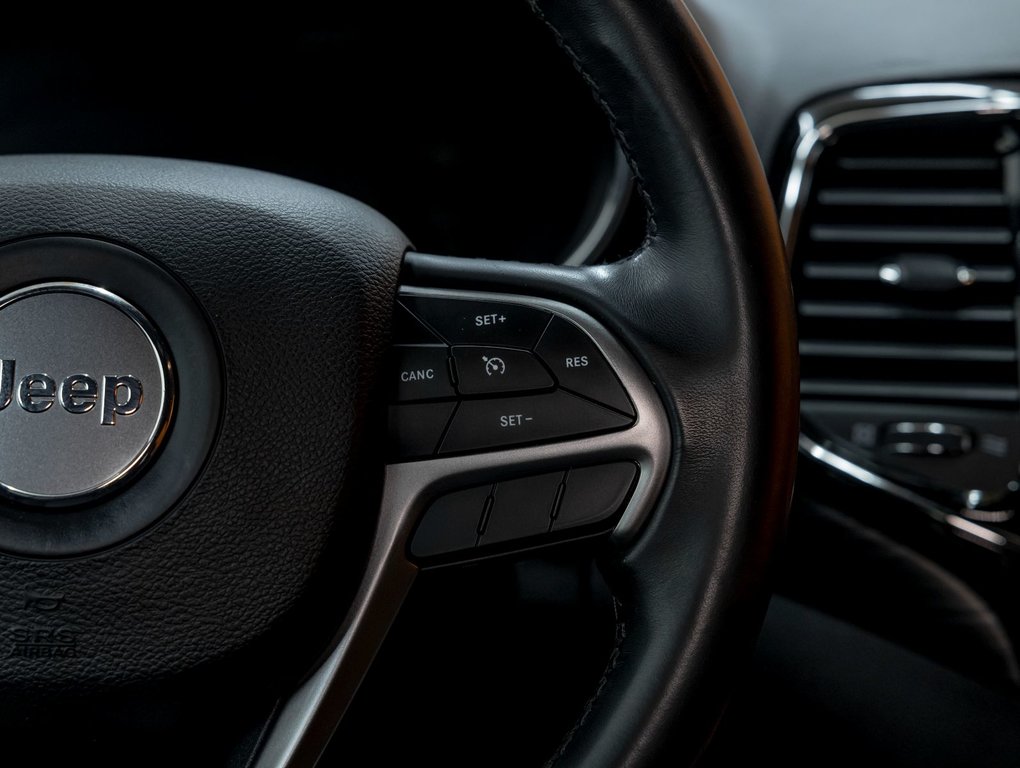 2019 Jeep Grand Cherokee in St-Jérôme, Quebec - 18 - w1024h768px