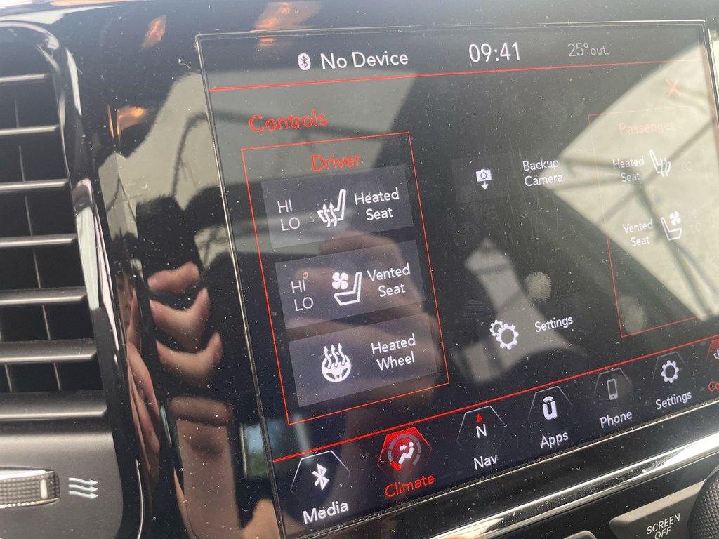 Jeep Grand Cherokee  2020 à St-Jérôme, Québec - 14 - w1024h768px