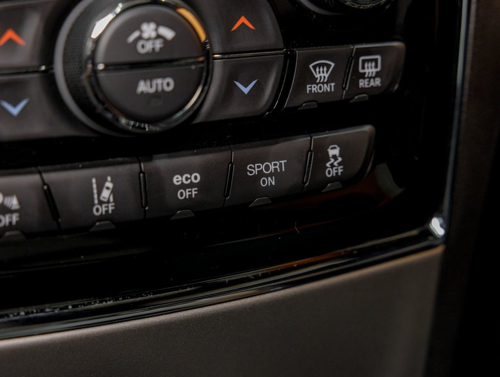 Jeep Grand Cherokee  2020 à St-Jérôme, Québec - 23 - w1024h768px
