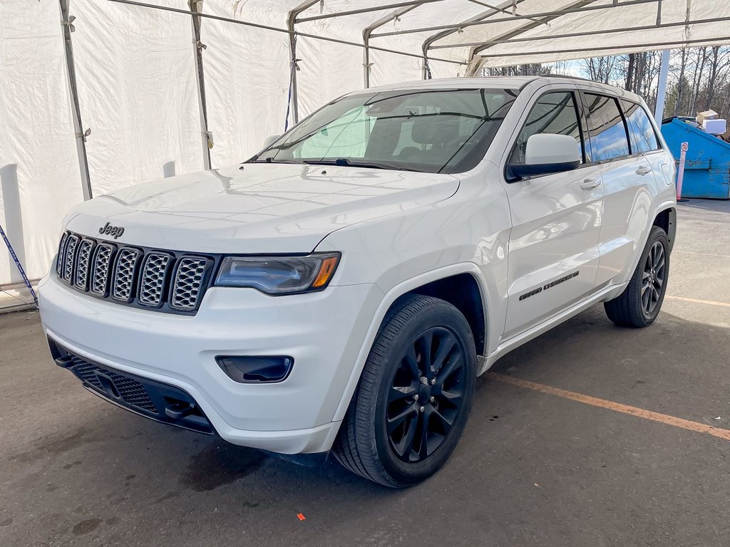 2022 Jeep Grand Cherokee in St-Jérôme, Quebec - 1 - w1024h768px