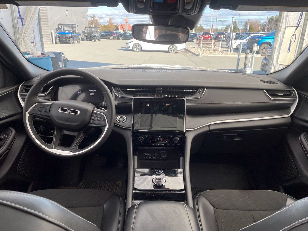 Jeep Grand Cherokee  2023 à St-Jérôme, Québec - 12 - w1024h768px