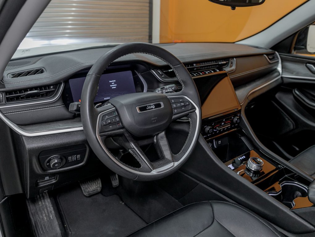 Jeep Grand Cherokee  2023 à St-Jérôme, Québec - 2 - w1024h768px