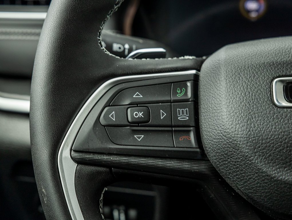 2024 Jeep Grand Cherokee in St-Jérôme, Quebec - 13 - w1024h768px