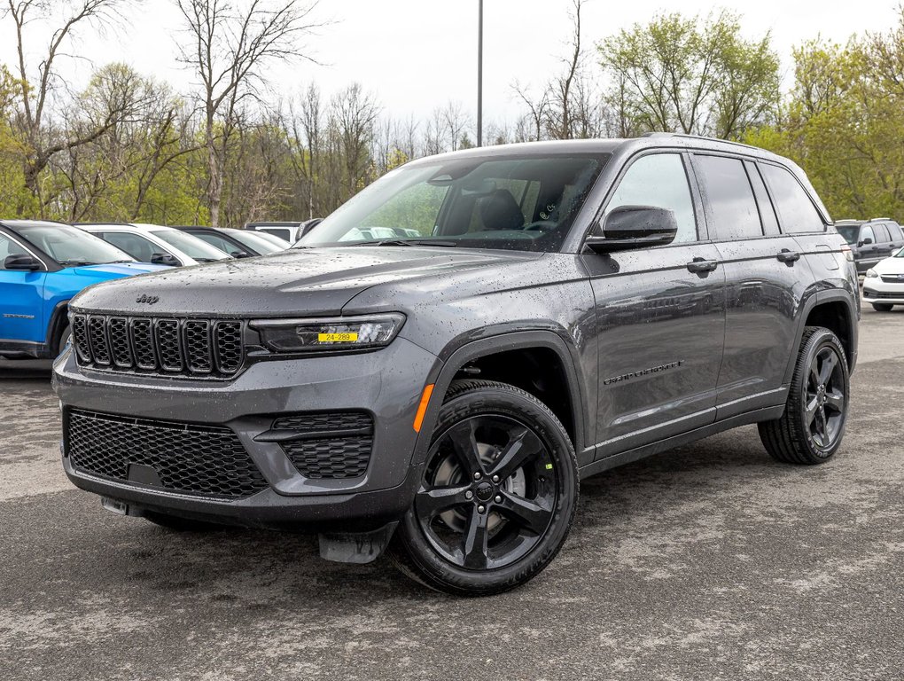 2024 Jeep Grand Cherokee in St-Jérôme, Quebec - 1 - w1024h768px