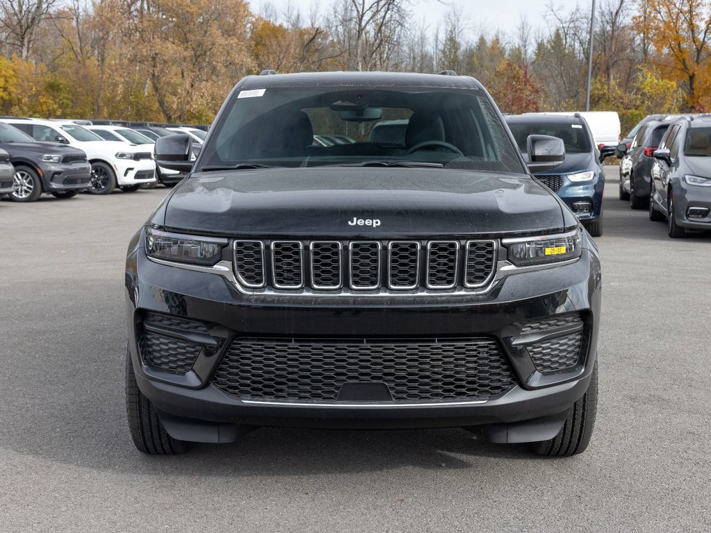 Jeep Grand Cherokee  2025 à St-Jérôme, Québec - 2 - w1024h768px