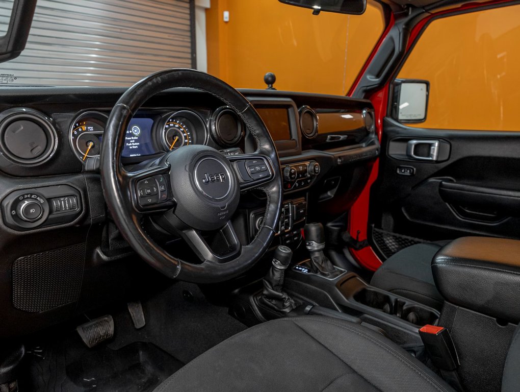 2020 Jeep Wrangler Unlimited in St-Jérôme, Quebec - 2 - w1024h768px