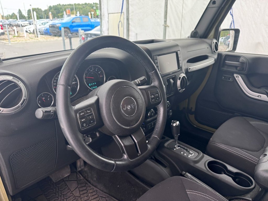 Jeep Wrangler  2013 à St-Jérôme, Québec - 3 - w1024h768px