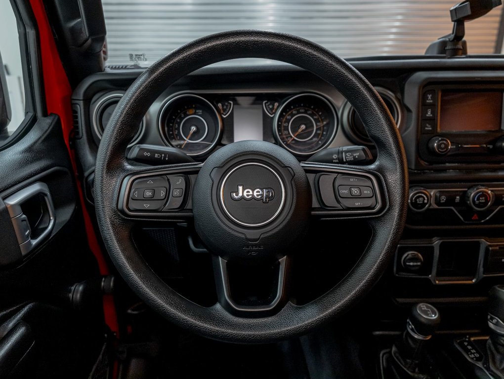 Jeep Wrangler  2020 à St-Jérôme, Québec - 15 - w1024h768px