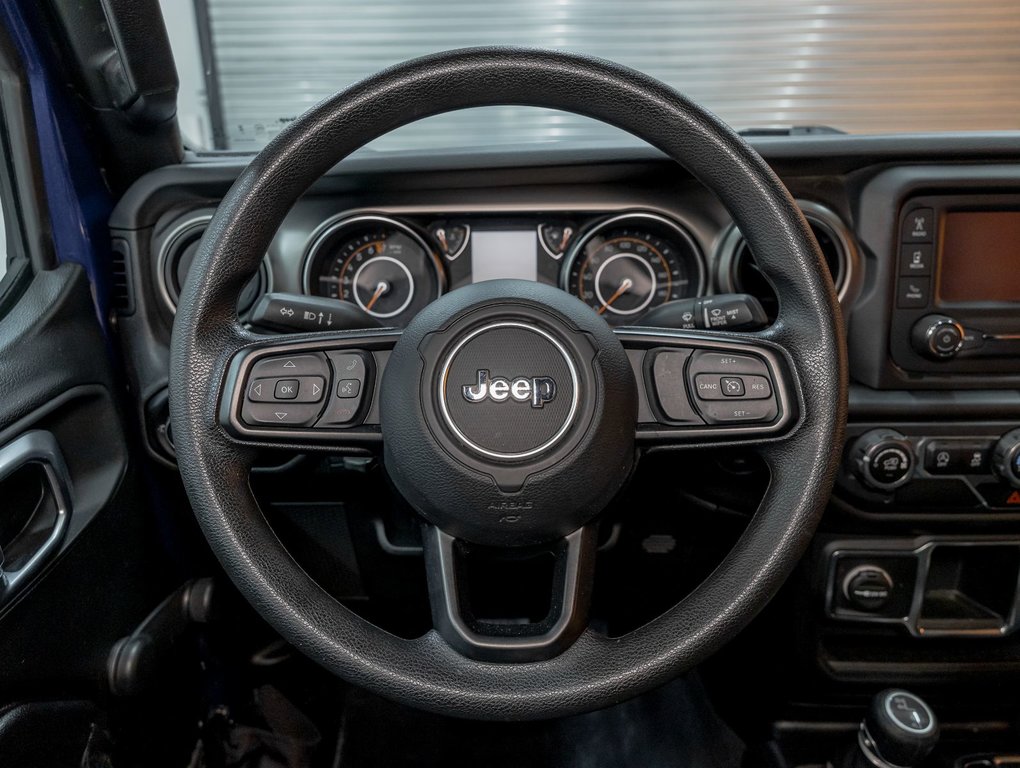 Jeep Wrangler  2020 à St-Jérôme, Québec - 12 - w1024h768px