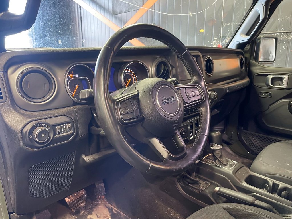 2021 Jeep Wrangler in St-Jérôme, Quebec - 3 - w1024h768px