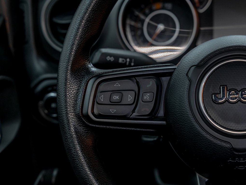 2022 Jeep Wrangler in St-Jérôme, Quebec - 17 - w1024h768px