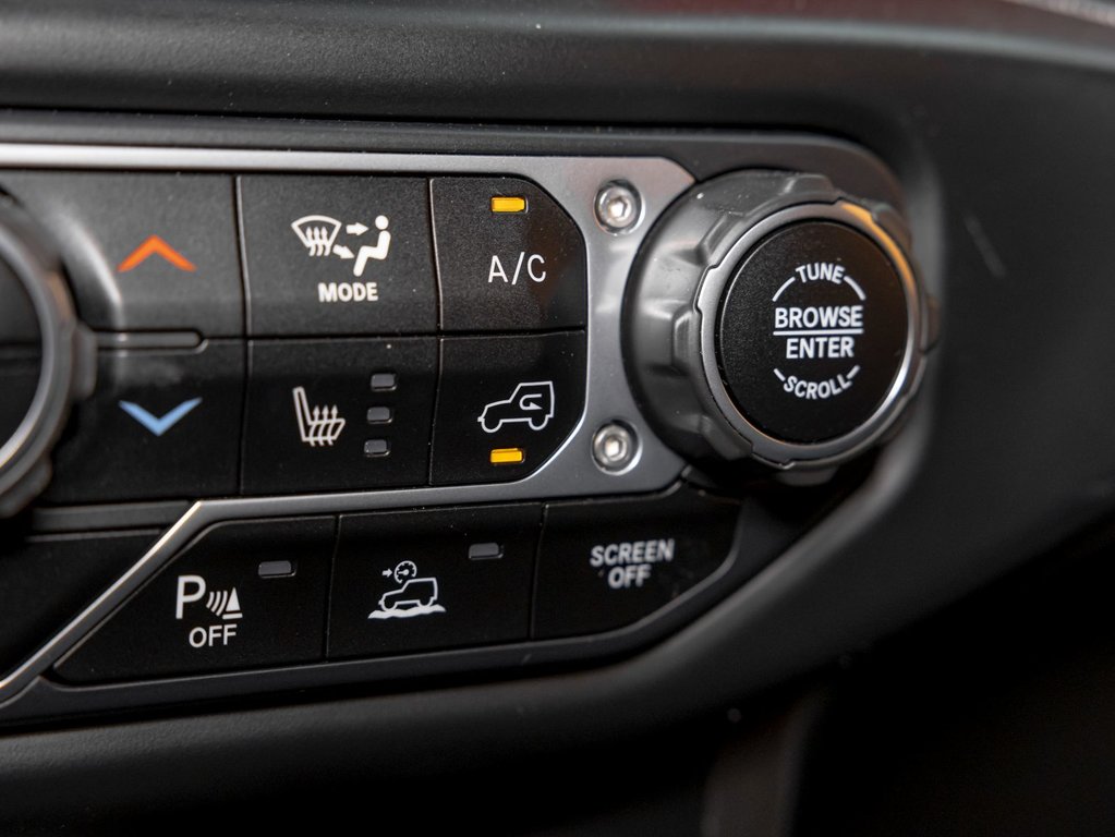 2022 Jeep Wrangler in St-Jérôme, Quebec - 23 - w1024h768px