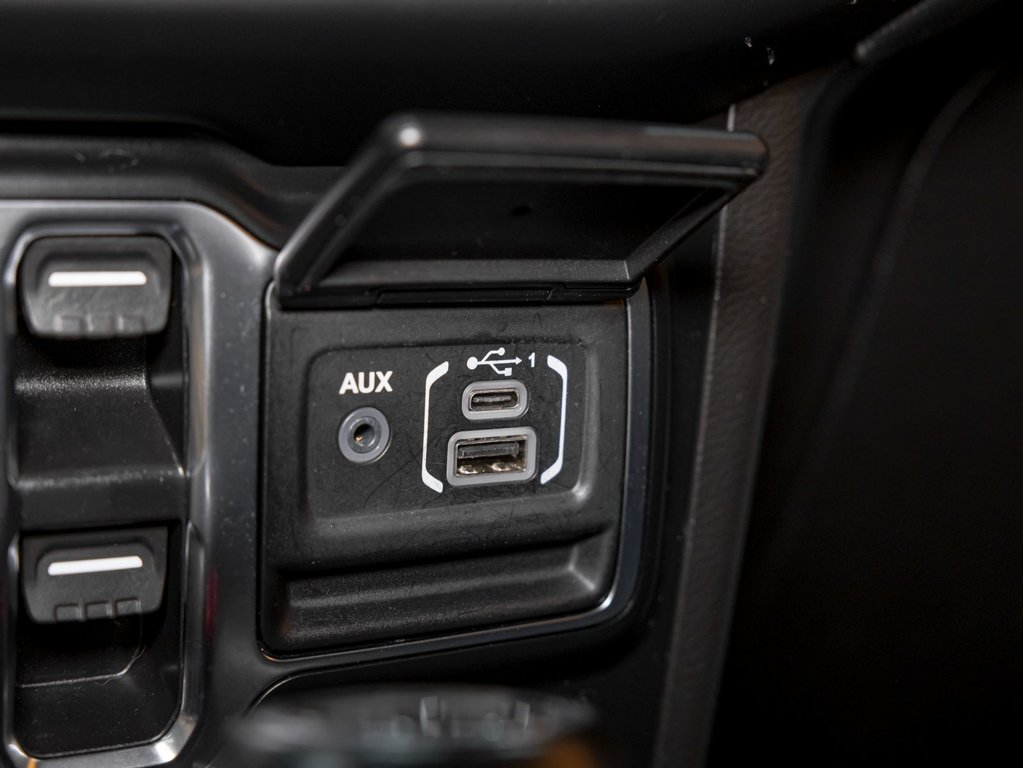 2022 Jeep Wrangler in St-Jérôme, Quebec - 24 - w1024h768px