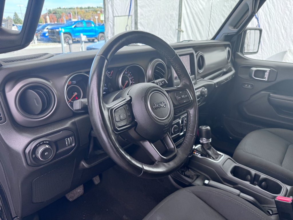 2023 Jeep Wrangler in St-Jérôme, Quebec - 3 - w1024h768px