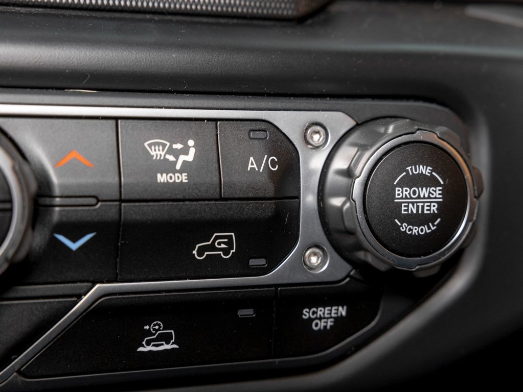 Jeep Wrangler  2023 à St-Jérôme, Québec - 21 - w1024h768px