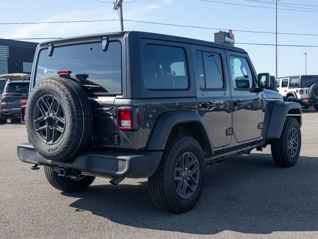 Jeep Wrangler  2024 à St-Jérôme, Québec - 8 - w1024h768px