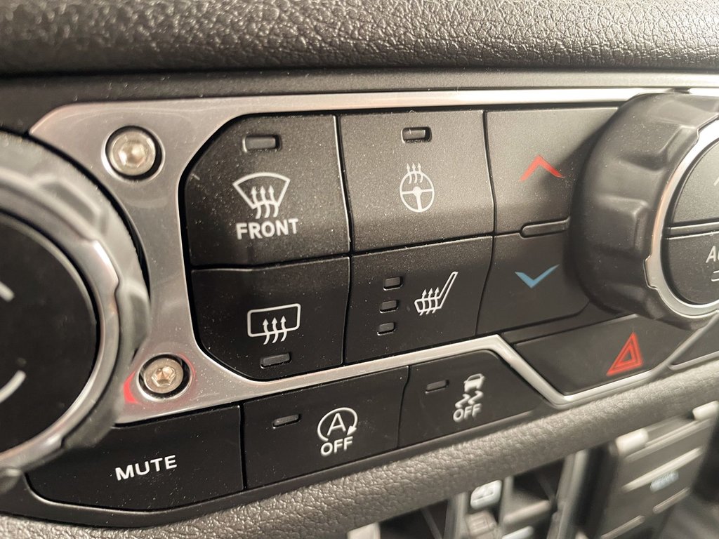 2024 Jeep Wrangler in St-Jérôme, Quebec - 12 - w1024h768px