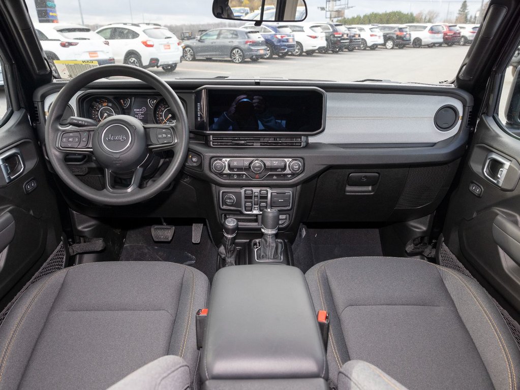 Jeep Wrangler  2025 à St-Jérôme, Québec - 4 - w1024h768px