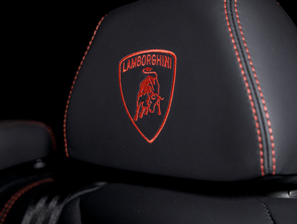 Lamborghini Urus  2024 à St-Jérôme, Québec - 27 - w1024h768px