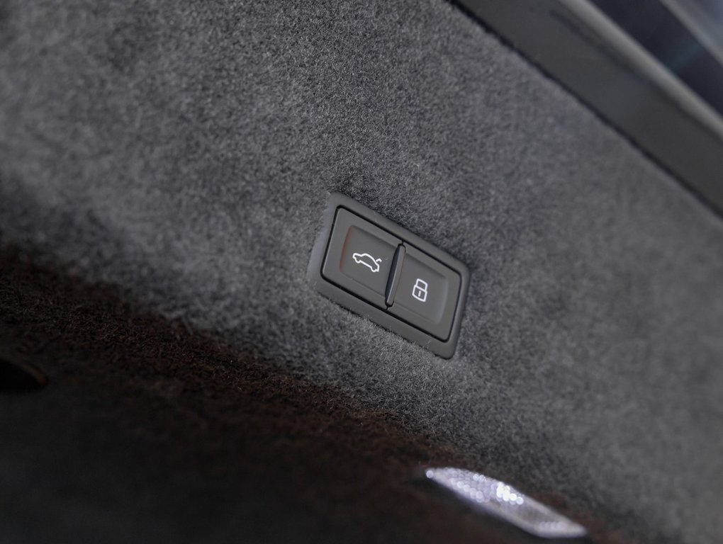 Lamborghini Urus  2024 à St-Jérôme, Québec - 32 - w1024h768px
