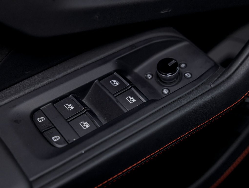 Lamborghini Urus  2024 à St-Jérôme, Québec - 28 - w1024h768px