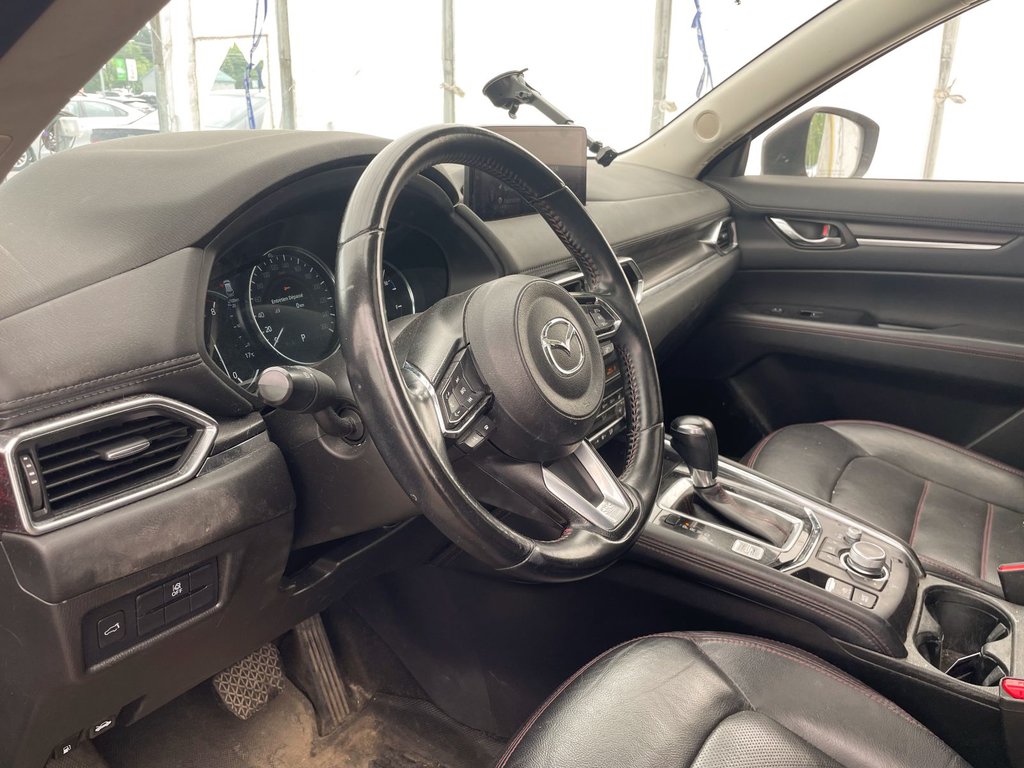 2022 Mazda CX-5 in St-Jérôme, Quebec - 5 - w1024h768px