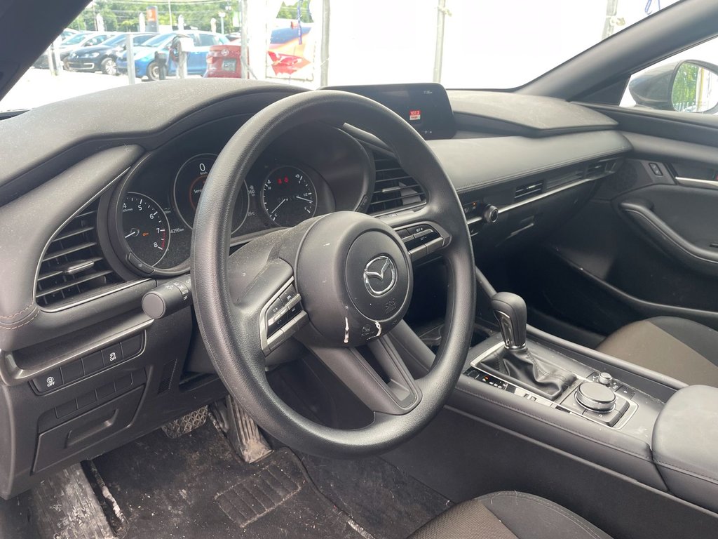 Mazda 3 Sport  2023 à St-Jérôme, Québec - 3 - w1024h768px