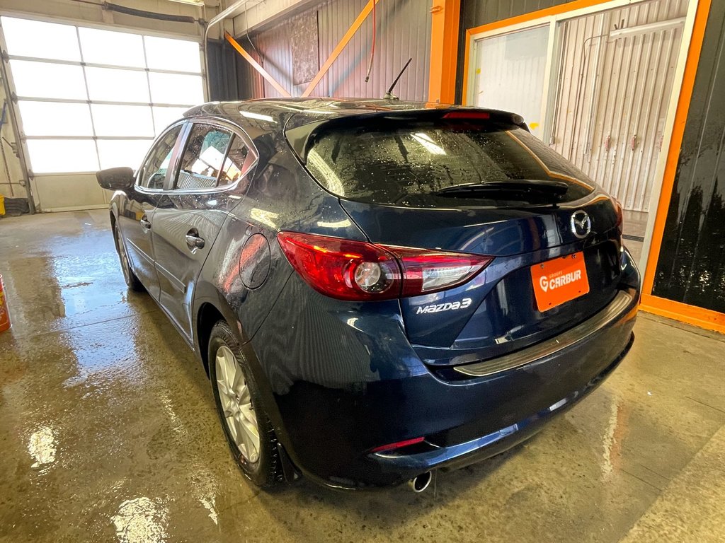 2017 Mazda 3 in St-Jérôme, Quebec - 5 - w1024h768px