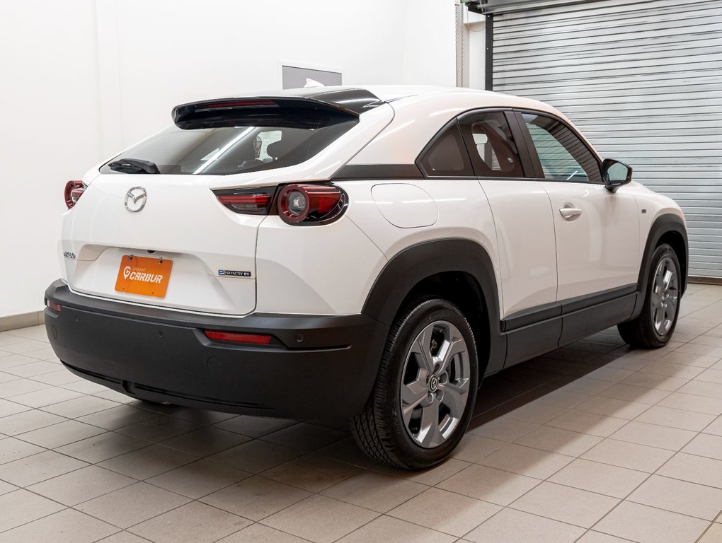 2023 Mazda MX-30 EV in St-Jérôme, Quebec - 8 - w1024h768px