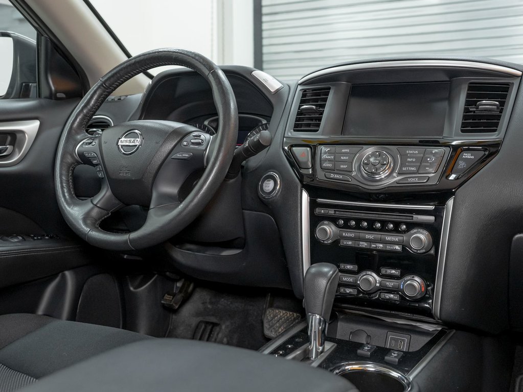 2020 Nissan Pathfinder in St-Jérôme, Quebec - 27 - w1024h768px