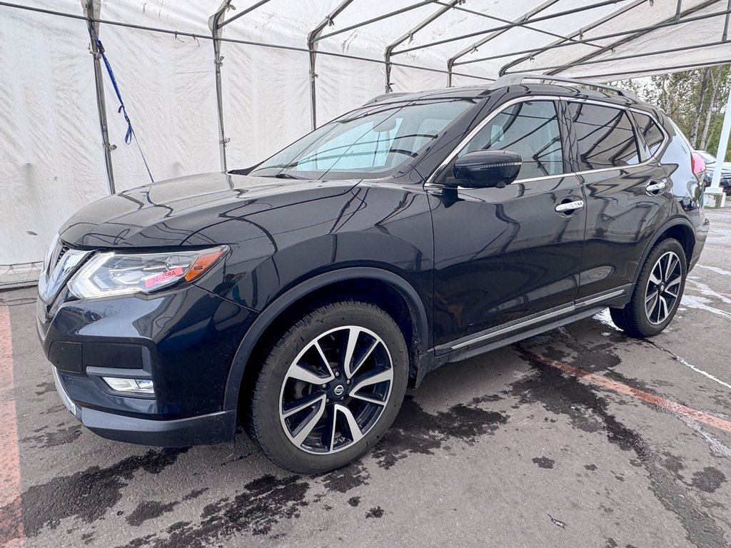 2017 Nissan Rogue in St-Jérôme, Quebec - 1 - w1024h768px