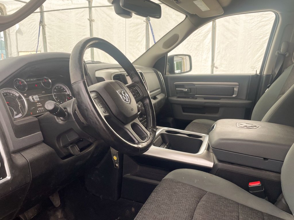 Ram 1500 Classic  2019 à St-Jérôme, Québec - 3 - w1024h768px