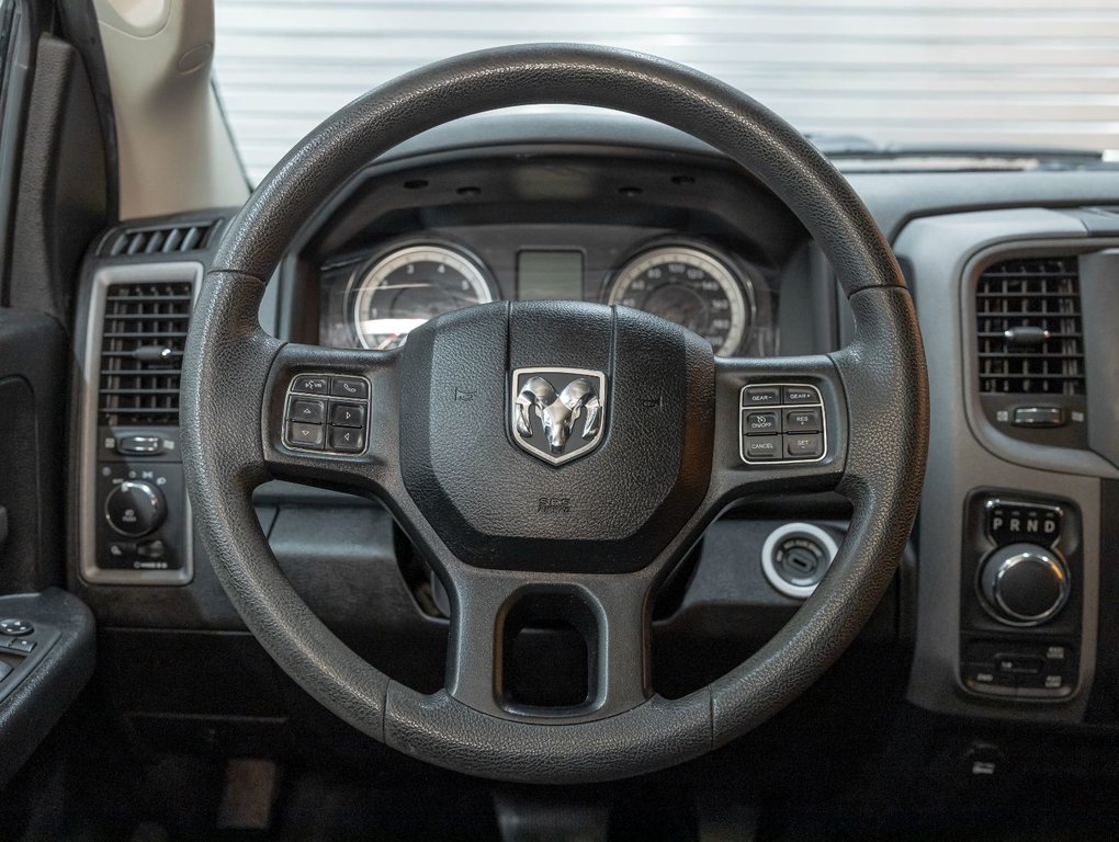 Ram 1500 Classic  2020 à St-Jérôme, Québec - 12 - w1024h768px