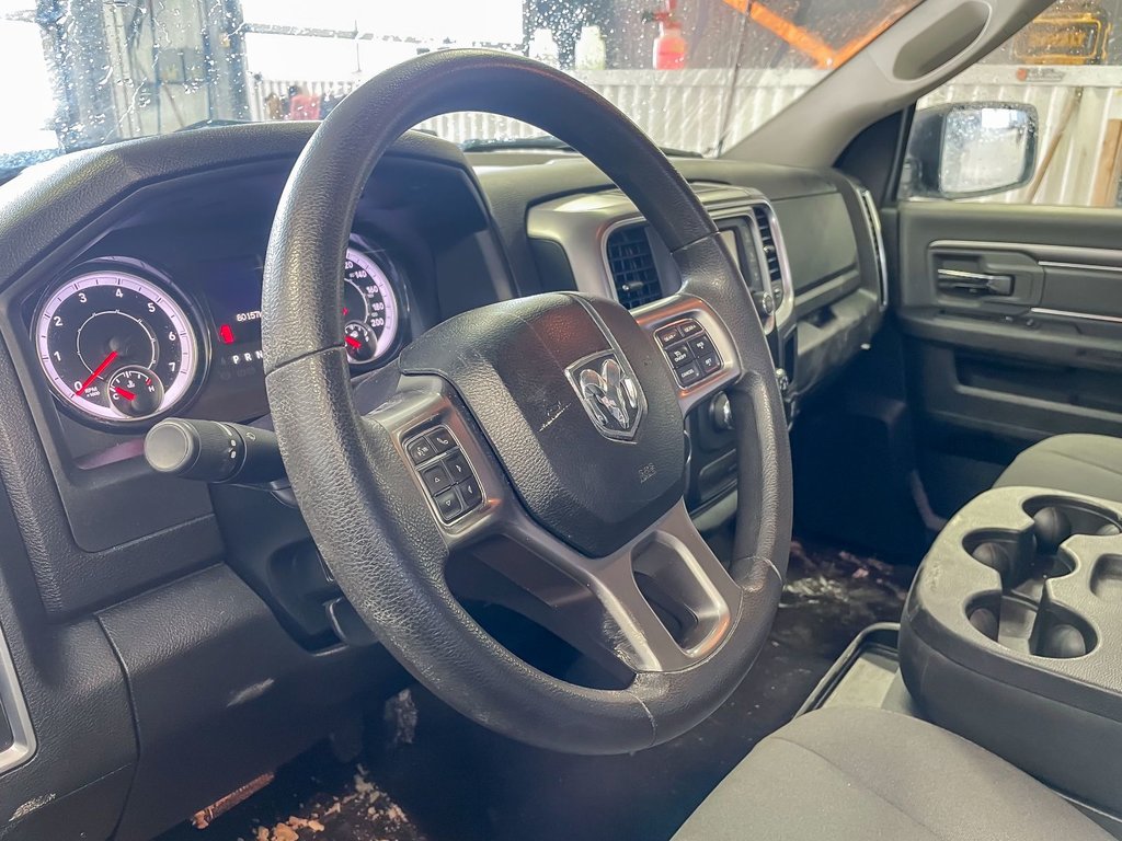 2021 Ram 1500 Classic in St-Jérôme, Quebec - 3 - w1024h768px