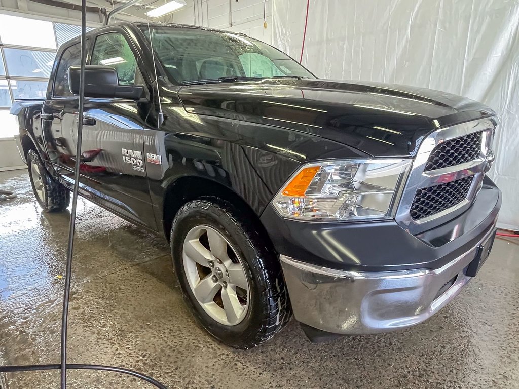 2021 Ram 1500 Classic in St-Jérôme, Quebec - 9 - w1024h768px