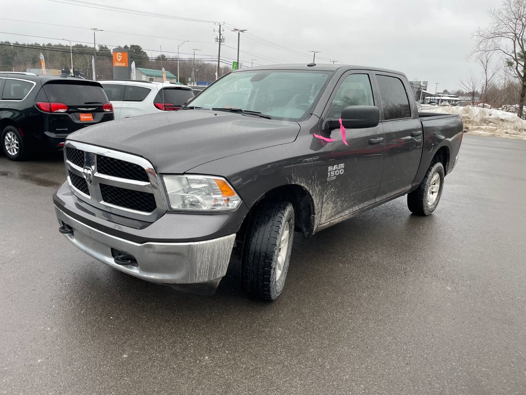 2022 Ram 1500 Classic in St-Jérôme, Quebec - 1 - w1024h768px