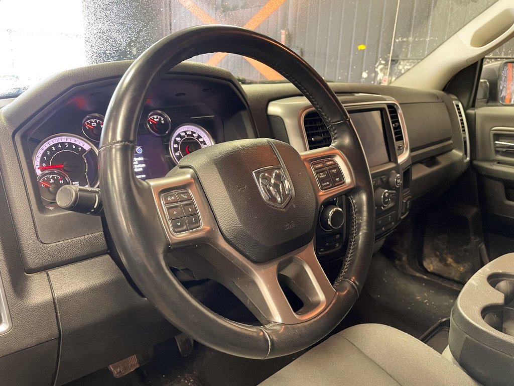 Ram 1500 Classic  2022 à St-Jérôme, Québec - 3 - w1024h768px