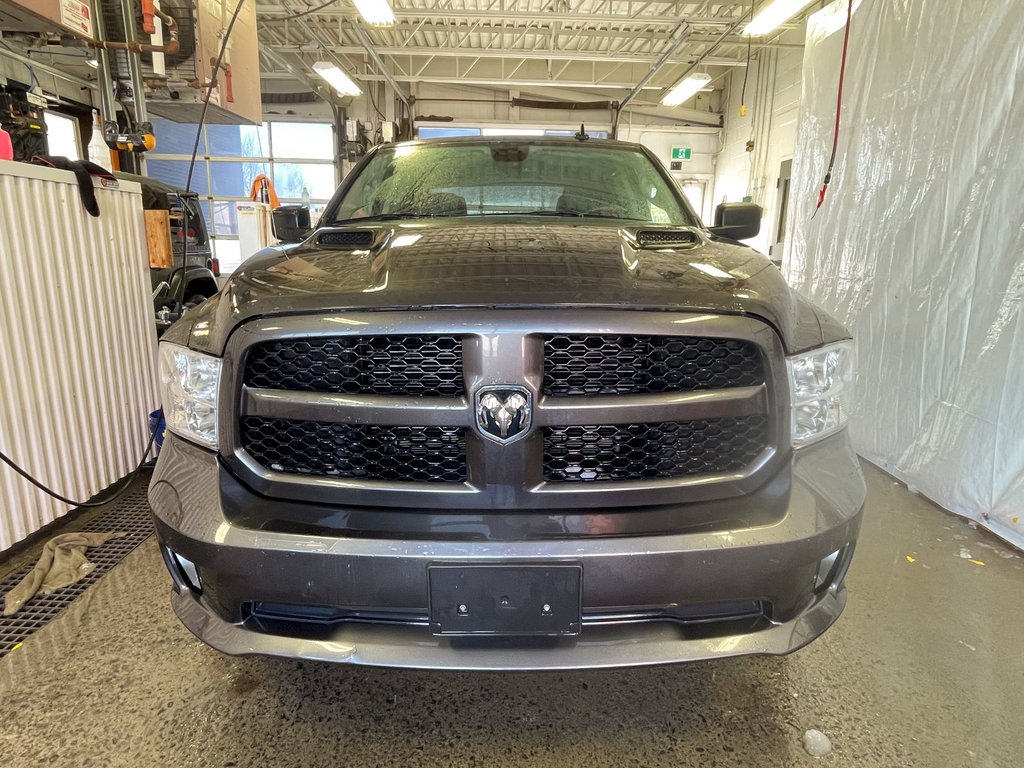 2022 Ram 1500 Classic in St-Jérôme, Quebec - 4 - w1024h768px